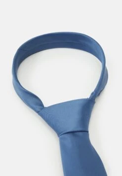Jack & Jones Jacsolid Tie UnisexCravattaBluestone Uomo Completi E Cravatte JA254S006-K12 7 Jack & Jones Jacsolid Tie UnisexCravattaBluestone Uomo Completi E Cravatte JA254S006-K12 -Pier One Italia 2025 090606f5065e425aa3f2fa169fdd2bd5