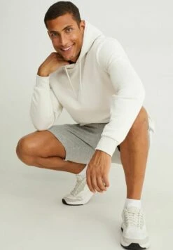 Felpa Con CappuccioCremewhite Uomo Maglieria E Felpe C6F22S05D-A11 -Pier One Italia 2025 0d199fa3f56c446b838aab5bd37aa6f9