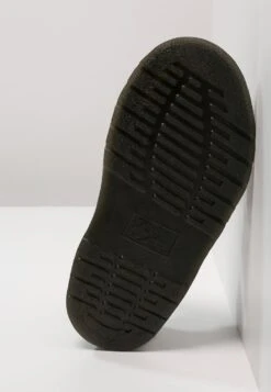 Dr. Martens Gryphon - Sandali - Black -Pier One Italia 2025 18c0ebc8a2b849cdb3528790c9665992