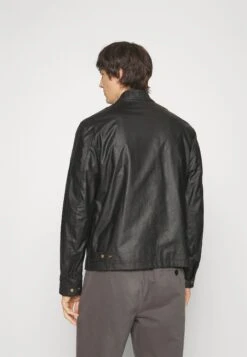 BELSTAFF Walkham JacketGiacca LeggeraBlack Uomo Giacche BE922T05Q-Q11 -Pier One Italia 2025 18e91f36f53c4548b95dba787d87a99b