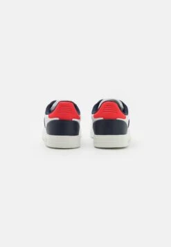 Lacoste Europa ProSneakers BasseWhite/Navy Uomo Sneaker LA212O0JC-A11 -Pier One Italia 2025 2637777fcc12417e9697b9b32d64291c