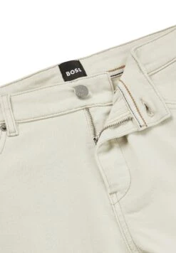 Boss Cashmere Touch DelawareJeans Slim FitOpen White Uomo Jeans BB122G0NB-A11 13 Boss Cashmere Touch DelawareJeans Slim FitOpen White Uomo Jeans BB122G0NB-A11 -Pier One Italia 2025 29f09ebc97cc4ea2abad0c17654dde80