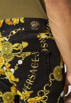 MilanoJeans Slim FitBlack/Gold Uomo Jeans VEI22G03R-Q11 -Pier One Italia 2025 2c1c422d2ae342539af81f8af65d9f4f