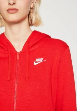 Nike Sportswear Nsw Club Flc Fz StdFelpa Con ZipUniversity Red/White Uomo Maglieria E Felpe NI121J0MN-G11 -Pier One Italia 2025 3bccbc3348e94ac595b2d67b69c602cb
