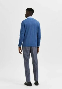 Selected Homme Slhtown Max Crew Neck B NoosMaglioneTrue Navy Uomo Maglieria SE622Q0GO-K13 -Pier One Italia 2025 3c844a3ad3c149959d410d4cf4c57ef9