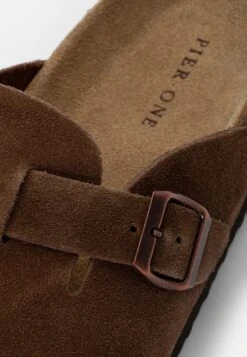Pier One Leather Unisex - Pantofole - Brown -Pier One Italia 2025 47364cdc1dcd4794860a5f6810594e6c