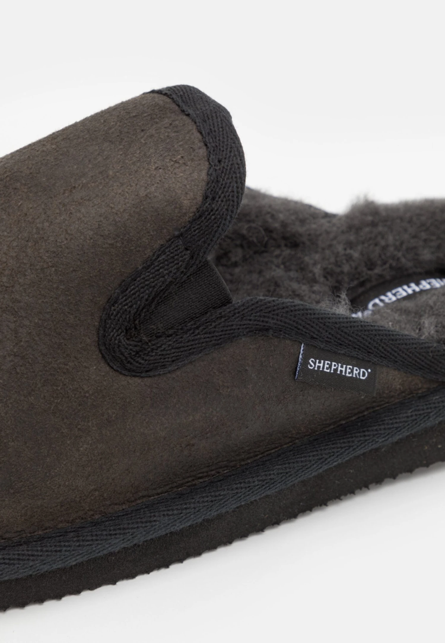 Shepherd AdamPantofoleMatt Black Uomo Pantofole S3012I018-Q11 8 Shepherd AdamPantofoleMatt Black Uomo Pantofole S3012I018-Q11 - immagine 6