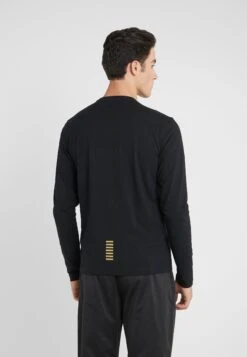 EA7 Emporio Armani Maglietta A Manica LungaBlack Uomo T-shirt E Polo EA722O018-Q11 -Pier One Italia 2025 48059d39a75d431f8d408b09a218e542