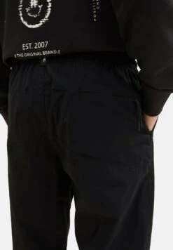 TOM TAILOR Denim JoggerPantaloni SportiviBlack Uomo Pantaloni Sportivi E Joggers TO722E07A-Q11 13 TOM TAILOR Denim JoggerPantaloni SportiviBlack Uomo Pantaloni Sportivi E Joggers TO722E07A-Q11 -Pier One Italia 2025 48b6ea9465a1469e948d5343ea0e8e65