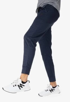 Spyder Pantaloni SportiviNavy Uomo Pantaloni Sportivi E Joggers SY022E002-K11 -Pier One Italia 2025 4b093d29662c489ab5655b02e91dc244