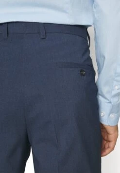 Lindbergh CompletoBlue Mel Uomo Completi E Cravatte LG522A05A-K11 -Pier One Italia 2025 4d4fce096cac4f33841abdea4fbbefe6