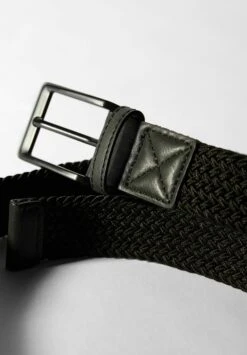 BERSHKA BraidedCinturaBlack Uomo Cinture BEJ52D00X-Q11 -Pier One Italia 2025 4d6807e7c1a64224b37b0cb0f05965fc