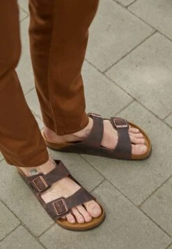 Birkenstock Arizona- Pantofole - Brown -Pier One Italia 2025 5473dc09fa894f9d94acc51ef715757e