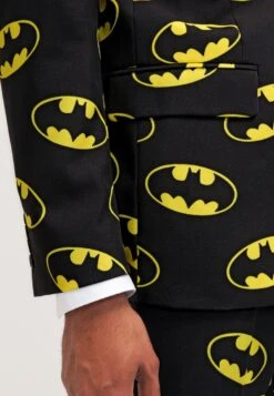 Opposuits BatmanCompletoBlack Uomo Completi E Cravatte OP222A00M-Q11 -Pier One Italia 2025 587a1ca754e44daeb6659cd02c5c87c3