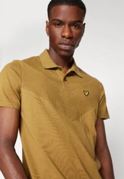 Lyle & Scott Chevron T-Shirt BasicRankin Olive Uomo T-shirt E Polo LY222P050-N11 -Pier One Italia 2025 59e8751d08e44973b8ab2c55ec671740