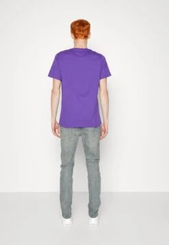 AllSaints RexJeans Slim FitVintage Indigo Uomo Jeans A0Q22G044-K11 -Pier One Italia 2025 5e349fec52124ebfabcae001507fe77a