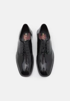 Alex DerbyStringateSmooth Black Highshine Uomo Scarpe Eleganti W0212M018-Q11 -Pier One Italia 2025 6b92542036314c3cb3e717d967f2fbd2