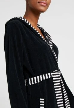 Vossen Juno UnisexAccappatoioSchwarz Uomo Moda Mare V1781P007-Q11 -Pier One Italia 2025 6c39703ef27e4613bc7246a0b4fbcc74