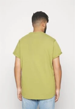 Lash PlusT-Shirt BasicLeek Green Uomo T-shirt E Polo GSA22O001-M11 9 Lash PlusT-Shirt BasicLeek Green Uomo T-shirt E Polo GSA22O001-M11 -Pier One Italia 2025 755a3c13d6e148ce95f242ccc3a1ccc4