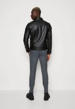 Redefined Rebel Rrstefan JacketGiacca In SimilpelleBlack Uomo Giacche R0622T04E-Q11 -Pier One Italia 2025 79424761d6fe4153991a01f520da1ffb