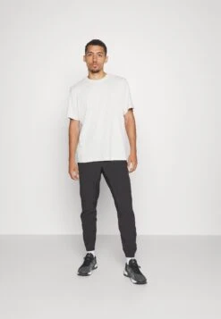 Lululemon License To Train JoggerPantaloni SportiviBlack Uomo Pantaloni LLS42E00D-Q11 -Pier One Italia 2025 809dc0a4685c444b98b2a11c1bf25475