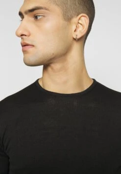 CASUAL FRIDAY Cfkent Merino Crew Neck KnitMaglioneBlack Uomo Maglieria C1A22Q00H-Q11 -Pier One Italia 2025 82e46aed04814efb86d29cecbc45c664