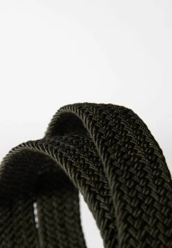 BERSHKA BraidedCinturaBlack Uomo Cinture BEJ52D00X-Q11 -Pier One Italia 2025 86b64285e20f4c369f99e7157e404de7