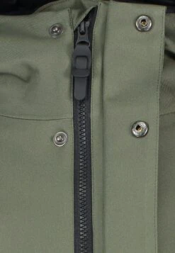 AGU Clean Winter Urban OutdoorGiacca OutdoorArmy Green Uomo Giacche AGE22T002-M11 16 AGU Clean Winter Urban OutdoorGiacca OutdoorArmy Green Uomo Giacche AGE22T002-M11 -Pier One Italia 2025 887a136c407a4192aeacc18d420b14f3