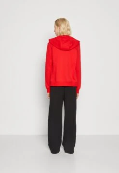 Nike Sportswear Nsw Club Flc Fz StdFelpa Con ZipUniversity Red/White Uomo Maglieria E Felpe NI121J0MN-G11 -Pier One Italia 2025 8f2bef5c79ed4fcc89c9fce95d2b417f