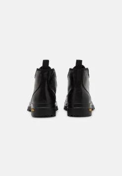 BELSTAFF Highline BootStivaletti StringatiBlack Uomo Stivaletti/Stivali BE912K00X-Q11 -Pier One Italia 2025 9366fbff70b14c8e9464000869f9b69e