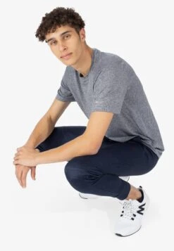 Spyder Pantaloni SportiviNavy Uomo Pantaloni Sportivi E Joggers SY022E002-K11 -Pier One Italia 2025 94e85a10eb444c4badbef9e28388c8d7