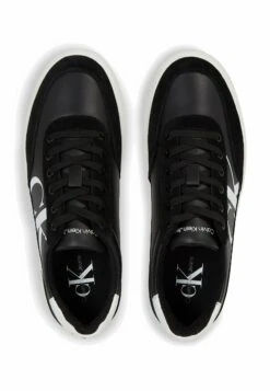 Calvin Klein Jeans Classic Cupsole Bold MonoSneakers BasseBlack Bright White Uomo Sneaker C1812O06G-Q11 -Pier One Italia 2025 95fe740d40ed44b5848a4b4d9903b12e