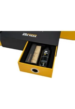 Crep Protect Pflegemittel Ultimate BoxCleaning KitProdotto Per La Cura Delle ScarpeBlack Uomo Accessori Per Le Scarpe CRO15J00J-Q11 -Pier One Italia 2025 9a9c3366177e40d286122afbb701797e