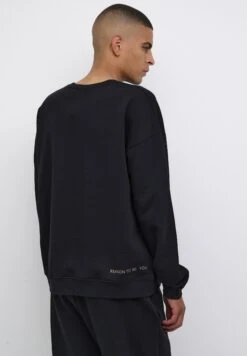 Qonradln GfFelpaTap Shoe Uomo Maglieria E Felpe L1R21001M-Q11 -Pier One Italia 2025 a28ac75ac0ed4c27aaadcffdbd75fda0