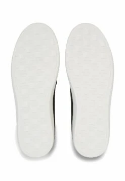 Calvin Klein Jeans Classic Cupsole Bold MonoSneakers BasseBlack Bright White Uomo Sneaker C1812O06G-Q11 -Pier One Italia 2025 a354b8b47944459b95e39e447a2db897