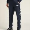 Hummel LegacyPantaloni SportiviBlue Nights Uomo Pantaloni HU342E06K-K11 -Pier One Italia 2025 a915a32b2aea4e3c9128c3fa61ba4b78