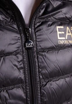 EA7 Emporio Armani Waistcoat - Smanicato - Black -Pier One Italia 2025 aa76b29f03d842d8a332fe43a4446015