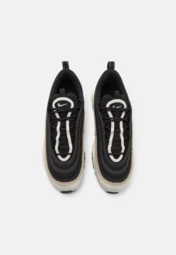 Nike Sportswear Air Max 97 EwtSneakers BasseLight Bone/Black/Khaki/Sail/White/Baroque Brown Uomo Sneaker NI112O0TW-Q11 11 Nike Sportswear Air Max 97 EwtSneakers BasseLight Bone/Black/Khaki/Sail/White/Baroque Brown Uomo Sneaker NI112O0TW-Q11 -Pier One Italia 2025 aa8c3e2aa8ff46a09681d437a17c8e77