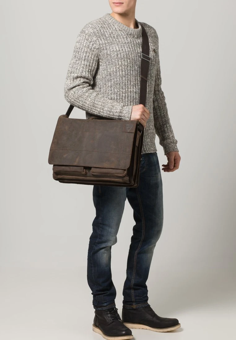 Strellson RichmondBorsa Porta PcDark Brown Uomo Borse S4352A02J-O11 3 Strellson RichmondBorsa Porta PcDark Brown Uomo Borse S4352A02J-O11