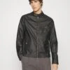 BELSTAFF Walkham JacketGiacca LeggeraBlack Uomo Giacche BE922T05Q-Q11 -Pier One Italia 2025 afb1eb8832a14da3860bbcab87228074