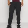 Reebok PantPantaloni SportiviBlack Uomo Pantaloni Sportivi E Joggers RE542E0KP-Q11 2 Reebok PantPantaloni SportiviBlack Uomo Pantaloni Sportivi E Joggers RE542E0KP-Q11 -Pier One Italia 2025 b82b1949170c422990c2a398b32ef367