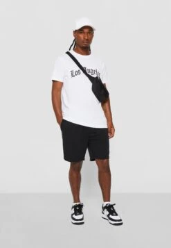 Mister Tee Los Angeles WordingT-Shirt Con StampaWhite Uomo T-shirt E Polo M0M22O0SB-A11 -Pier One Italia 2025 c4c4b5e512eb401a8027b5b85586be3a