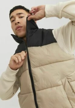 Jack & Jones Etoby Collar SnSmanicatoCrockery Uomo Giacche JA222T1KG-B11 -Pier One Italia 2025 c68dfac07c6e4c8e9b70e99283c528df