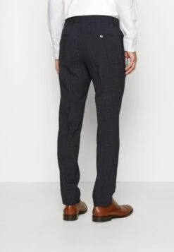 Boss HugeCompletoDark Blue Uomo Completi E Cravatte BB122A0O2-K11 -Pier One Italia 2025 d7178a94c06449aea5305197062b4d65