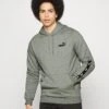Puma Tape HoodieFelpaMedium Gray Heather Uomo Maglieria E Felpe PU142G0I4-C11 -Pier One Italia 2025 db66af71c3cf4187a97c31f1256d5f4f