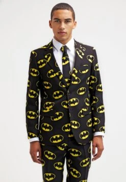 Opposuits BatmanCompletoBlack Uomo Completi E Cravatte OP222A00M-Q11 -Pier One Italia 2025 df577c596c8240739e34056b3c7dd59a