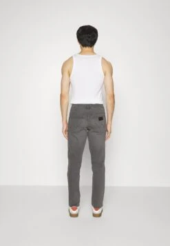 Wrangler Texas - Jeans Slim Fit - Vibration -Pier One Italia 2025 e000bde1fd4942bb9ff0e7d3e942fe98