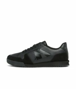 Calvin Klein Jeans Sneakers Basse - Triple Black -Pier One Italia 2025 e0a6a4b86597486eb0b400bc7b9c7388