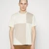 Emporio Armani T-Shirt Con StampaSilver Beige Uomo T-shirt E Polo EA822O0BG-A11 -Pier One Italia 2025 e9512c4ac485440687e7c5e35b0b51fb