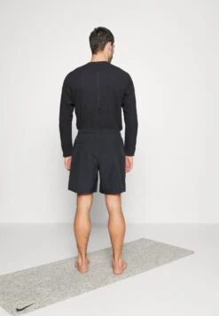 Nike Performance FormPantaloncini SportiviBlack Uomo Bermuda N1242E2FQ-Q11 -Pier One Italia 2025 f1d57bf0e2de42bfbfbf66801cb9f85f